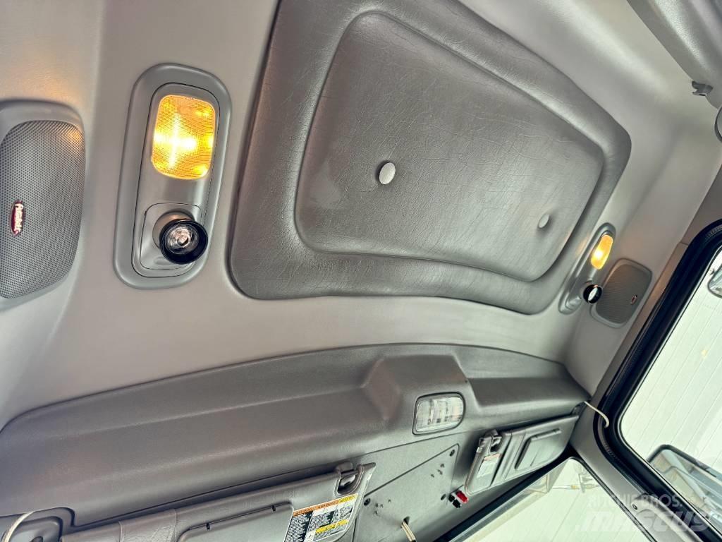 Peterbilt 389 Седельные тягачи