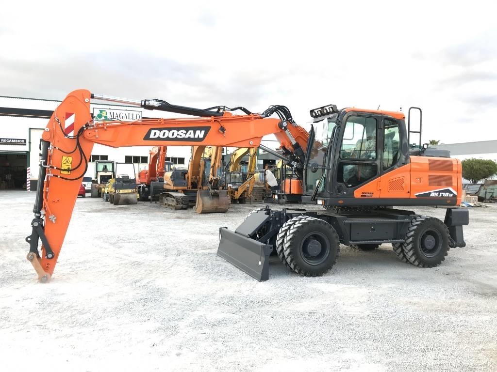 Develon DX 170 W-7 Колёсные экскаваторы