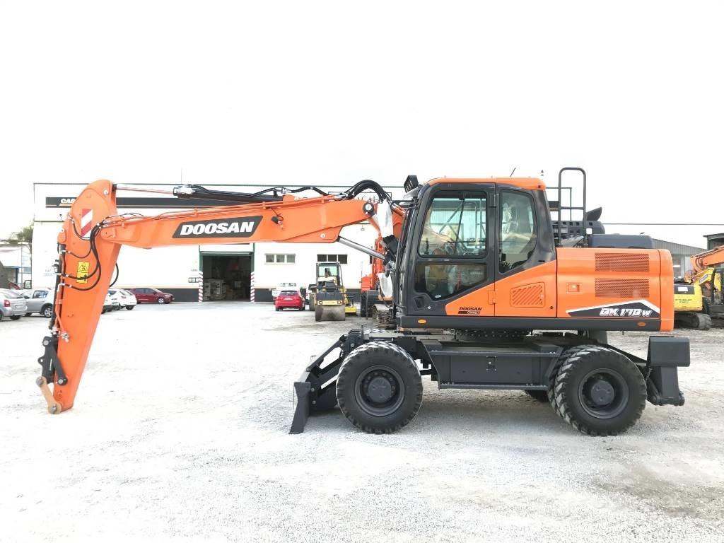 Develon DX 170 W-7 Колёсные экскаваторы