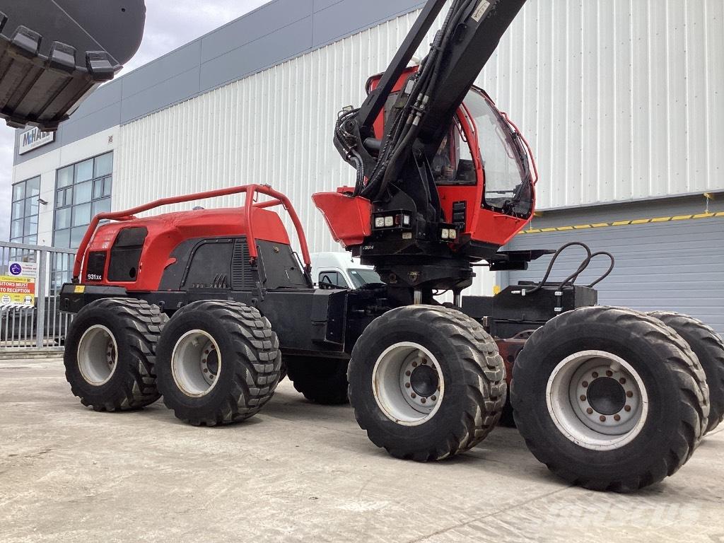 Komatsu 931 XC Харвестеры