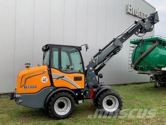 GiANT G5000 Tele Фронтальные погрузчики