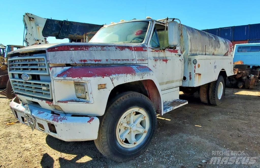 Ford F 600 Грузовики-цистерны