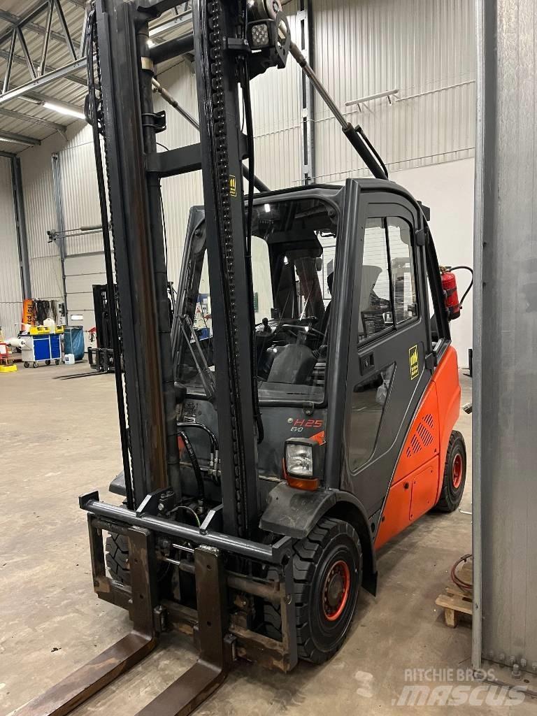 Linde H25D-02 Дизельные погрузчики