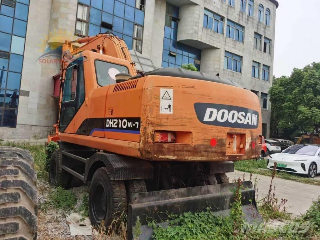 Doosan DH 210 W-7 Колёсные экскаваторы