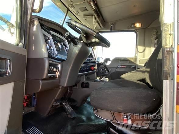 Kenworth T800 Седельные тягачи