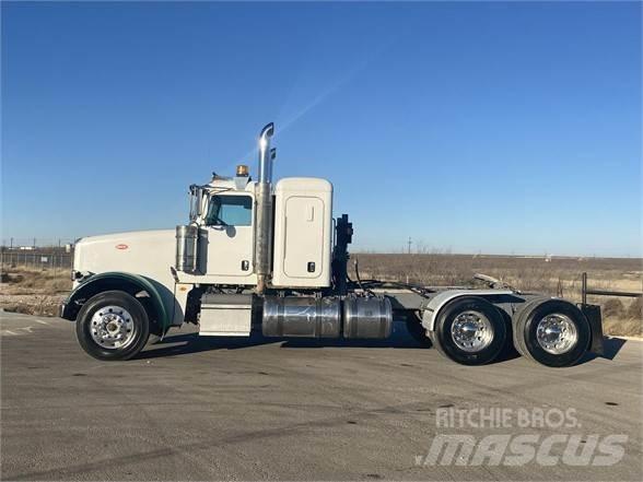 Peterbilt 367 Седельные тягачи