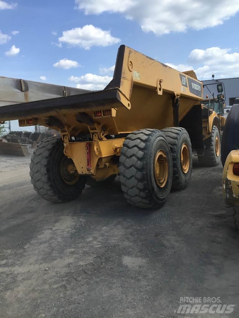 Volvo A 30 F Шарнирно-сочленённые самосвалы