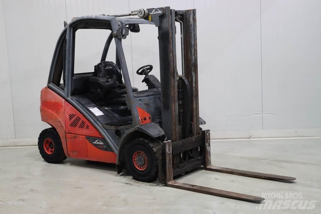 Linde H25D-02 Дизельные погрузчики