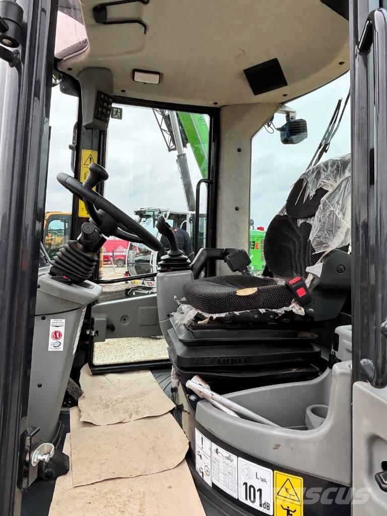 Yanmar V 120 Фронтальные погрузчики