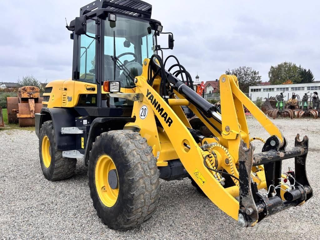 Yanmar V 120 Фронтальные погрузчики