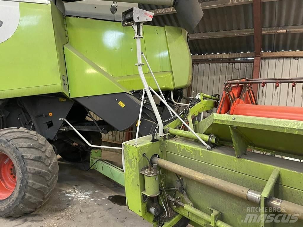 CLAAS LEXION 580 Зерноуборочные комбайны
