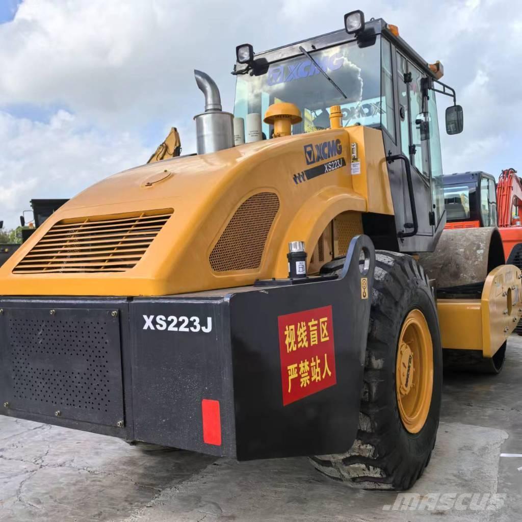 XCMG xs223j Грунтовые катки