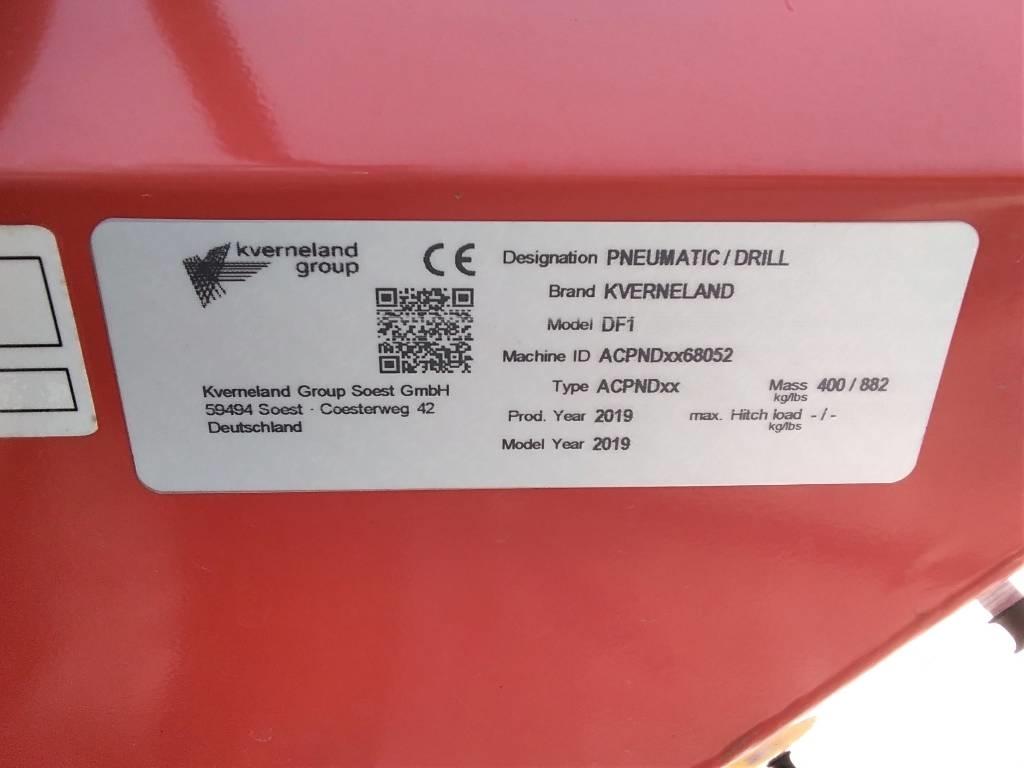 Kverneland DF1 Разбрасыватели минеральных удобрений