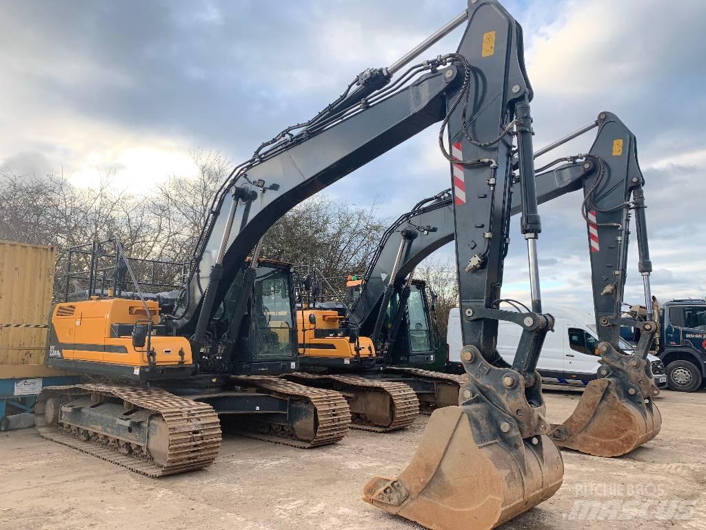 Hyundai HX220A L Гусеничные экскаваторы