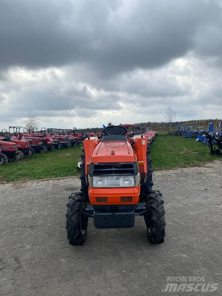 Kubota GL 23 Коммунальные тракторы