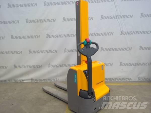 Jungheinrich EMC 110 Ручные штабелёры с электроподъёмом