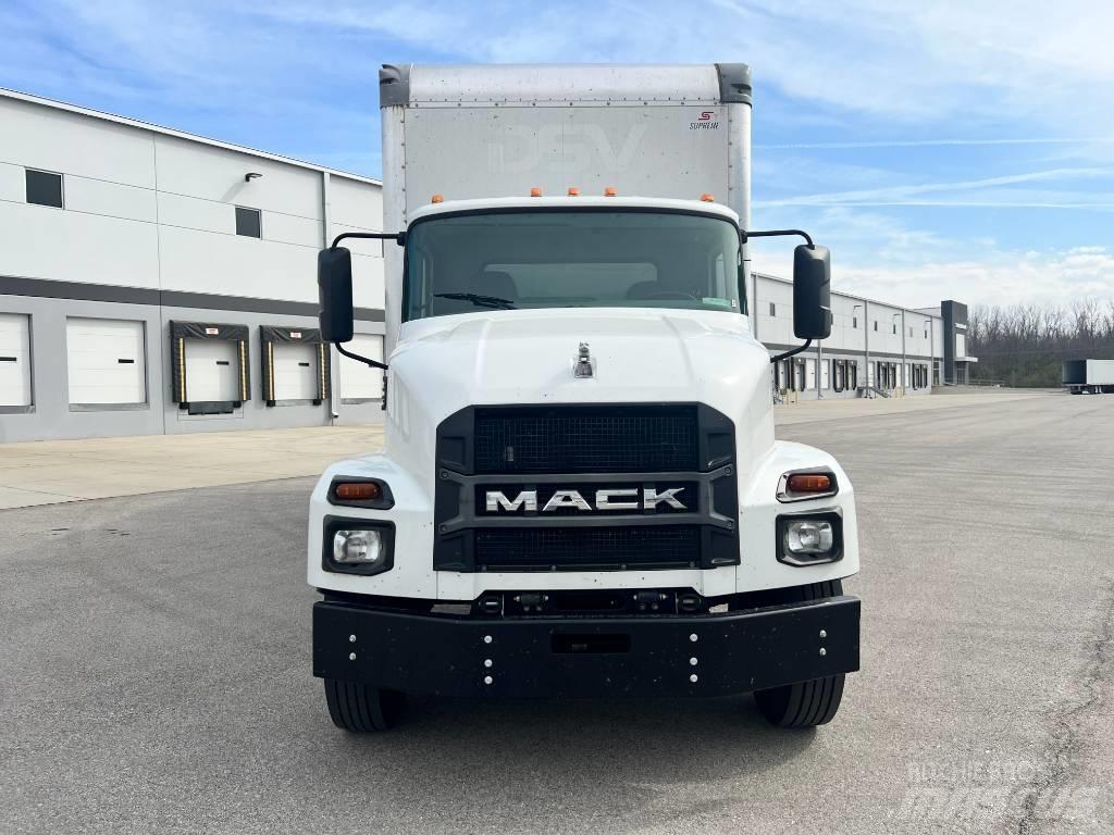 Mack MD 6 Грузовики-Фургоны