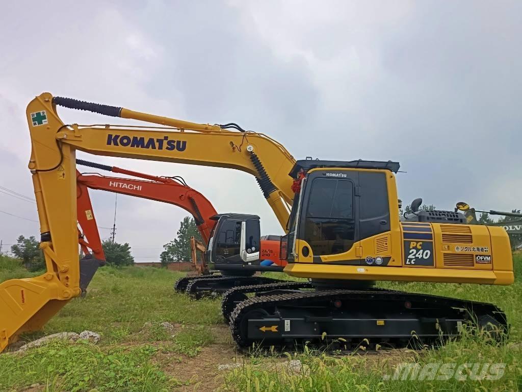 Komatsu PC 240 Гусеничные экскаваторы