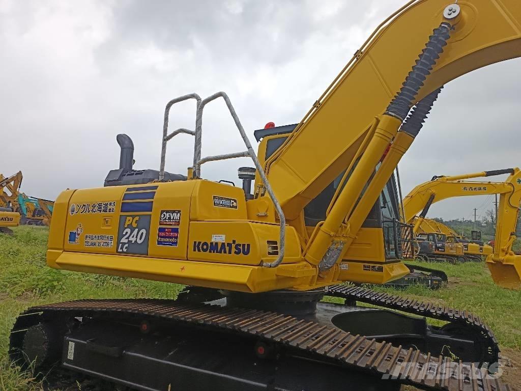 Komatsu PC 240 Гусеничные экскаваторы