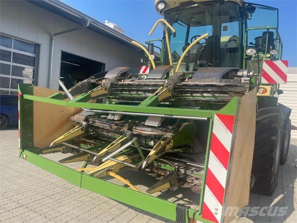 Krone BIG X 650 Самоходные кормоуборочные комбайны