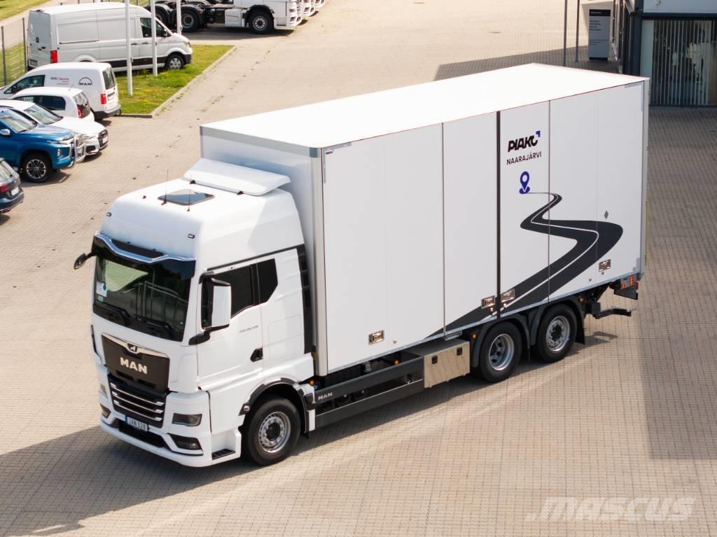 MAN TGX 26.520 6x2-4 Грузовики-Фургоны