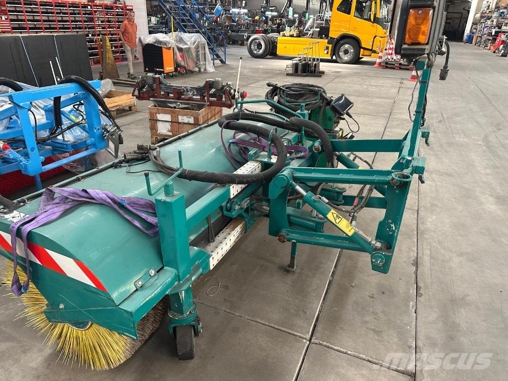 Burtec BB 235/80 S Навесные щетки