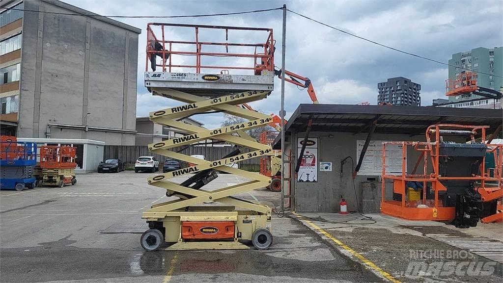 JLG 3246ES Ножничные подъемники