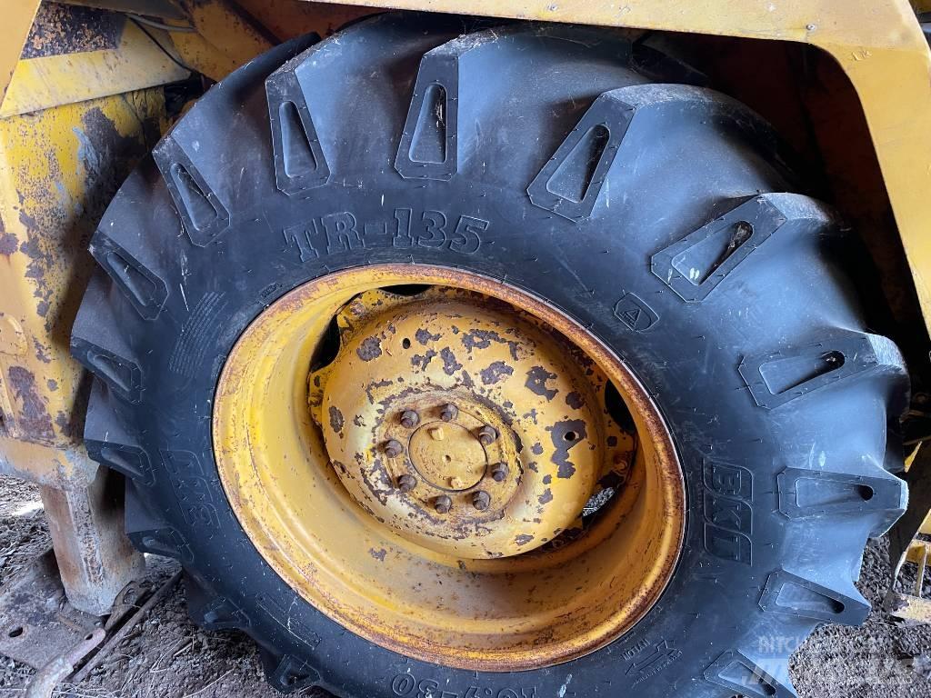 Massey Ferguson 50 B Экскаваторы-погрузчики