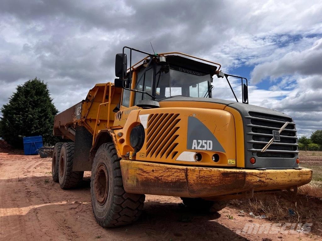 Volvo A 25 D Шарнирно-сочленённые самосвалы