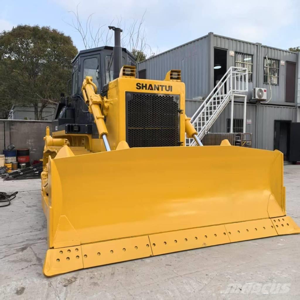 Shantui SD22 Гусеничные бульдозеры