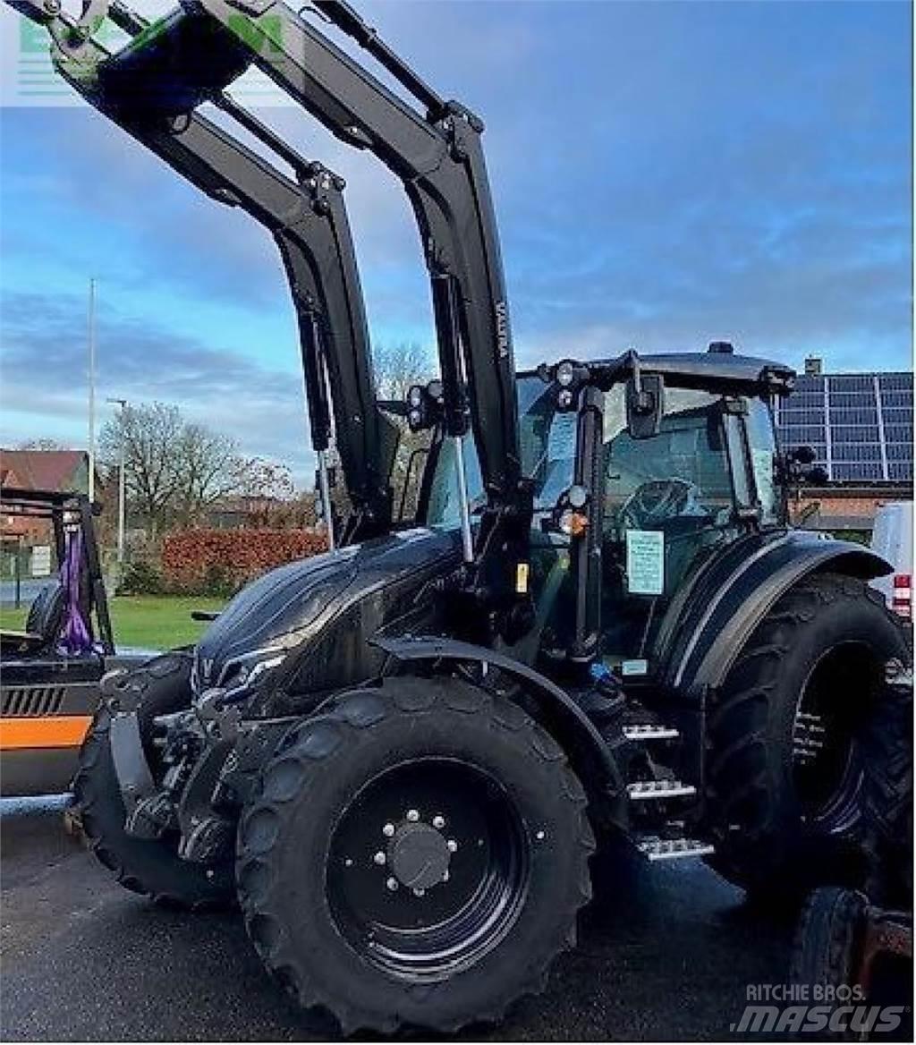 Valtra g135a Трактора