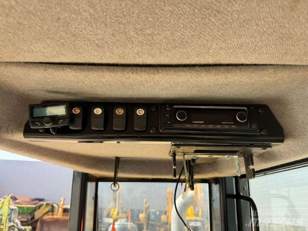 CAT D6N LGP Гусеничные бульдозеры