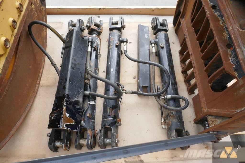CAT 525D Grapple Коммерческий транспорт - Другие