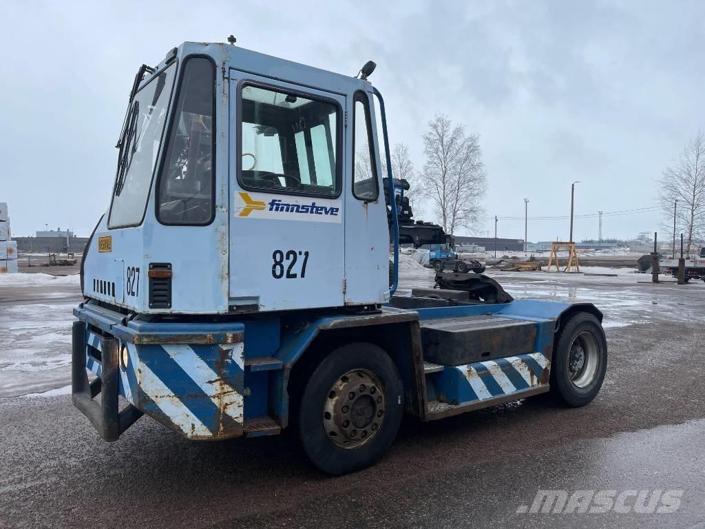 Sisu TRX181 Терминальные тягачи