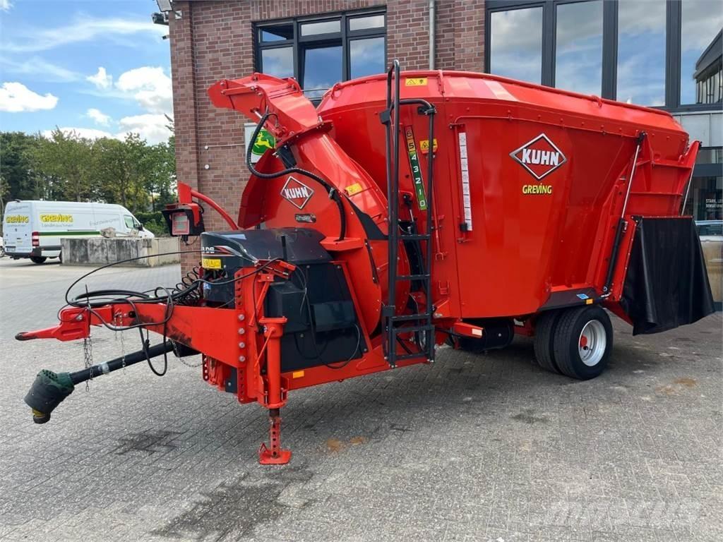 Kuhn Profile+ 16.2 Кормораздатчики