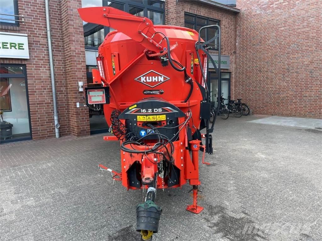 Kuhn Profile+ 16.2 Кормораздатчики