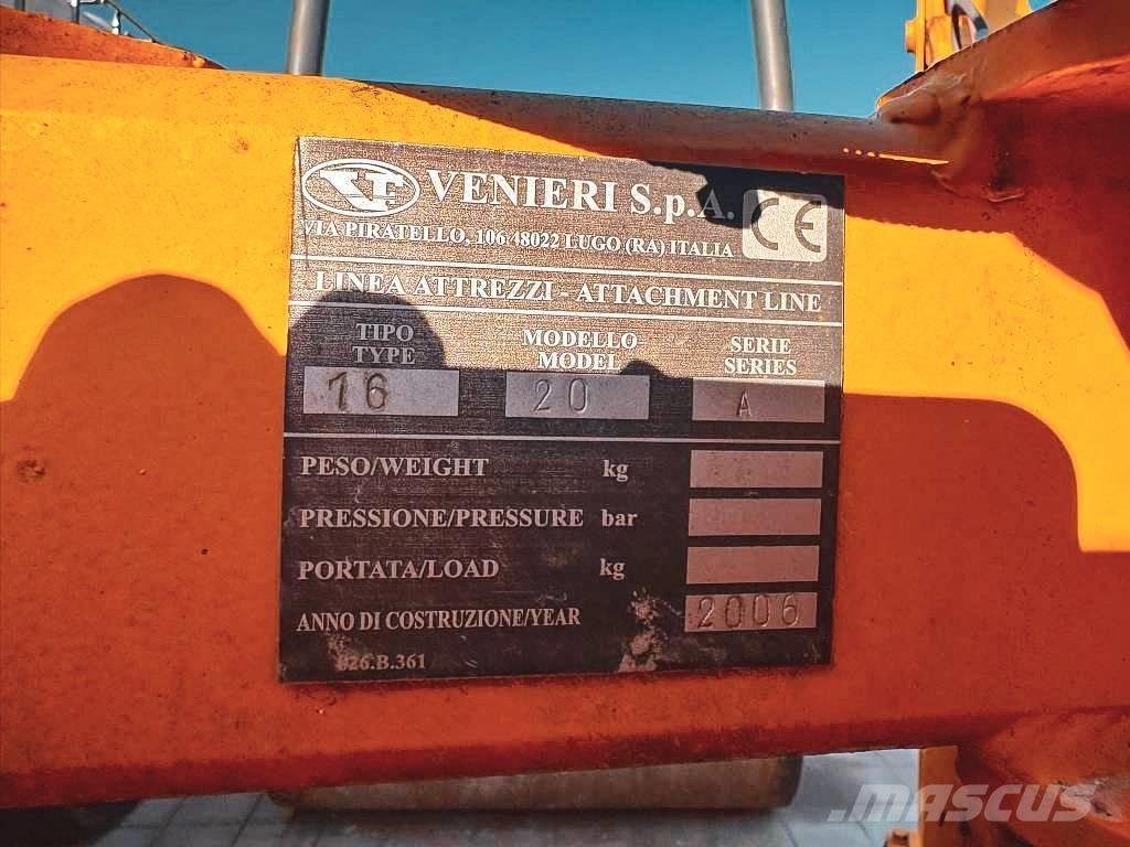 Venieri VL 10.23C Экскаваторы-погрузчики