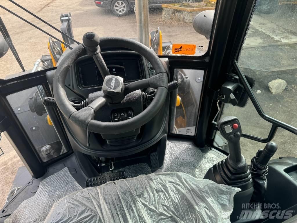 MST M644 PLUS Экскаваторы-погрузчики