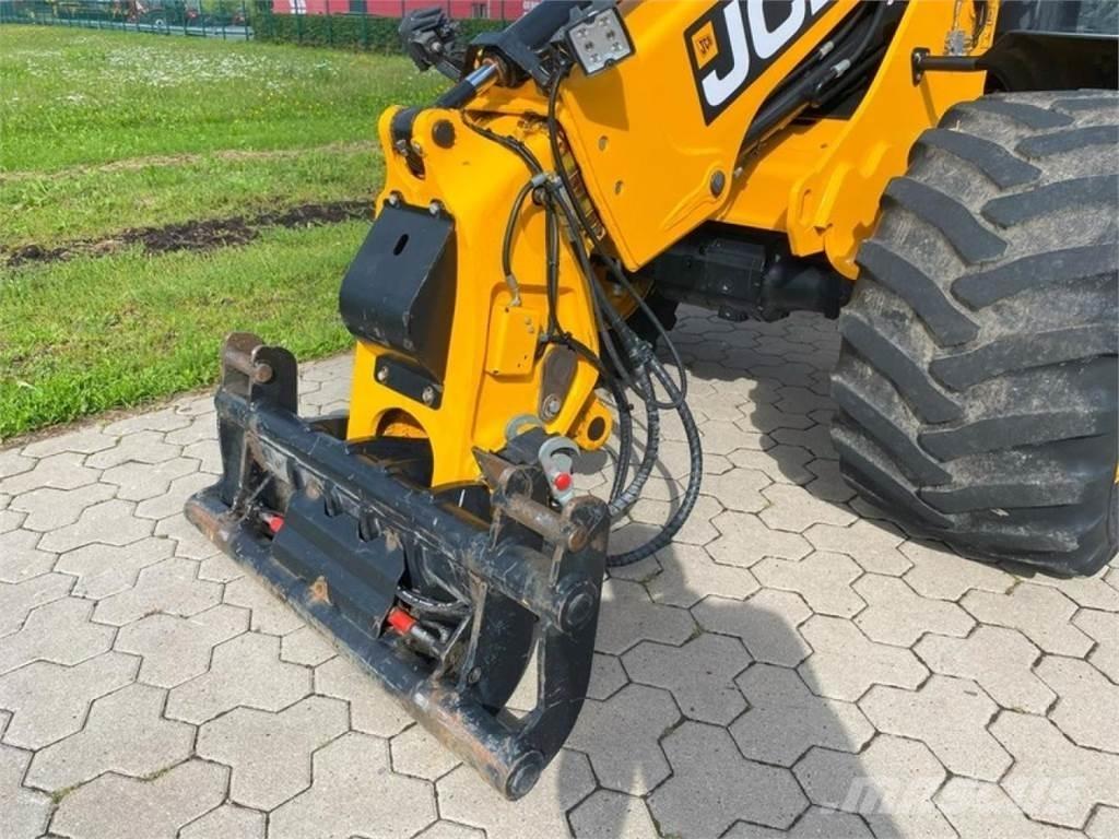 JCB TM 220 - 40 KM/H Сельскохозяйственные телескопические погрузчики