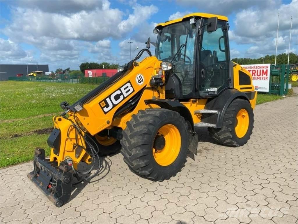 JCB TM 220 - 40 KM/H Сельскохозяйственные телескопические погрузчики