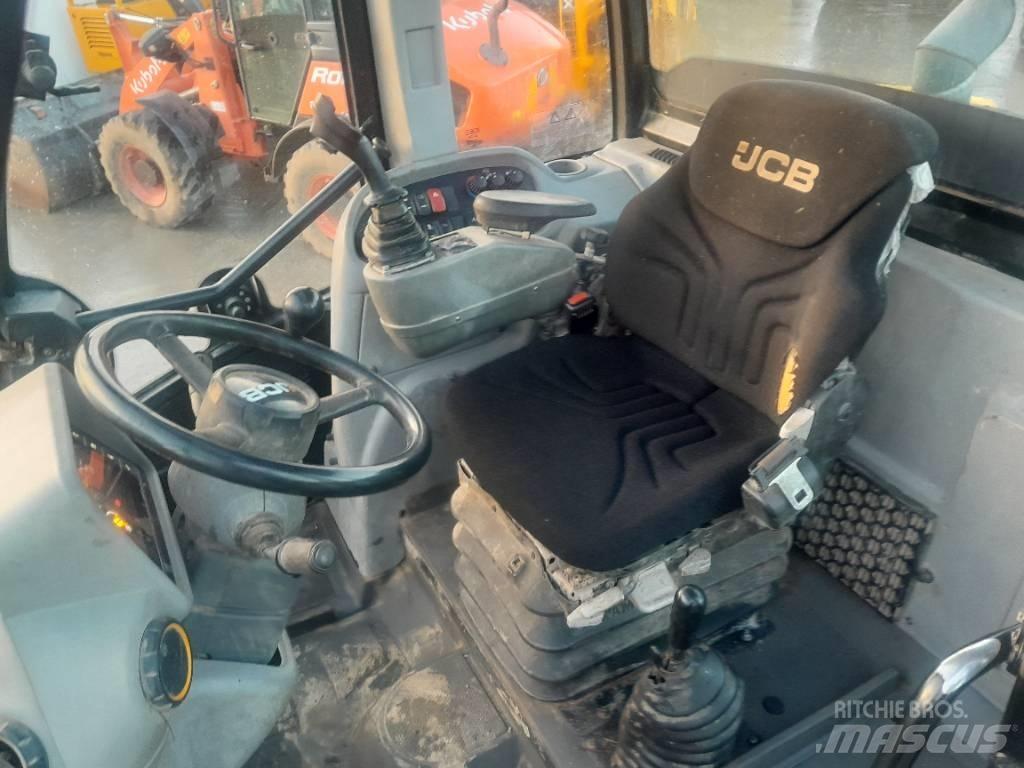 JCB TM 320 Сельскохозяйственные телескопические погрузчики