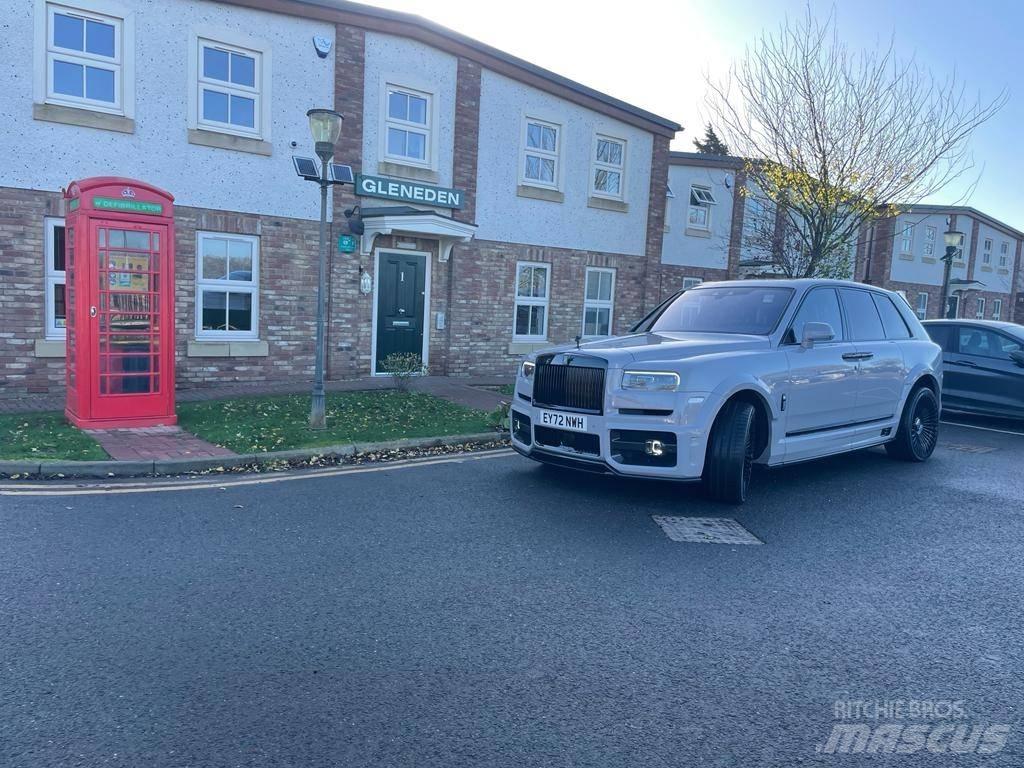 Rolls Royce Cullinan Легковые автомобили