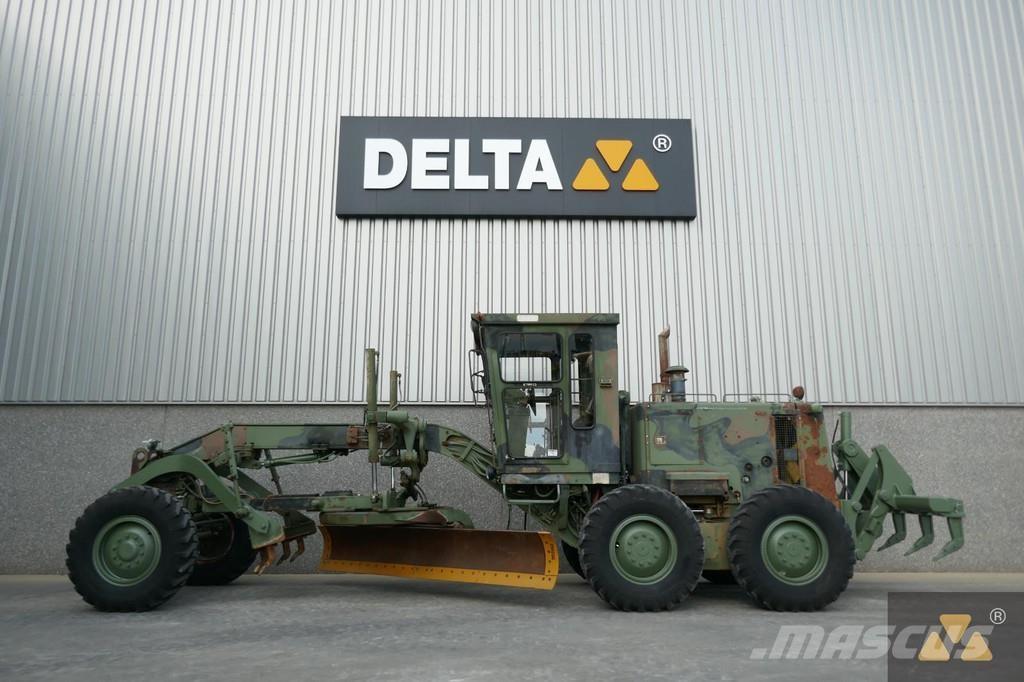 CAT 130G Ex-army Грейдеры