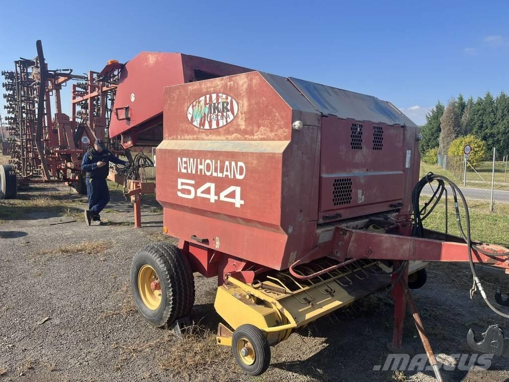 New Holland 544 Рулонные пресс-подборщики