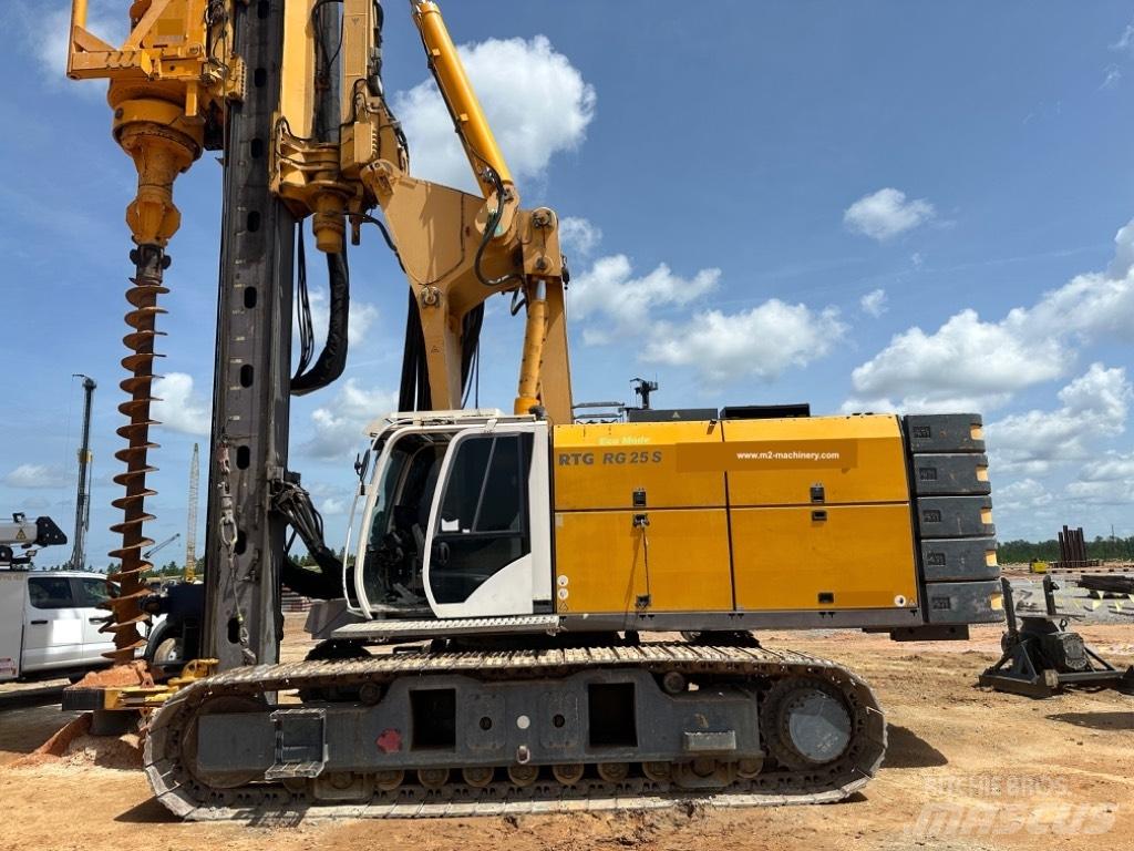 Bauer RTG RG 25 S Гусеничные буровые установки