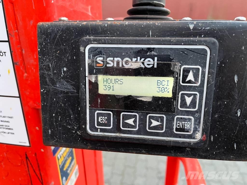 Snorkel TM 12 Вертикальные мачтовые подъемники