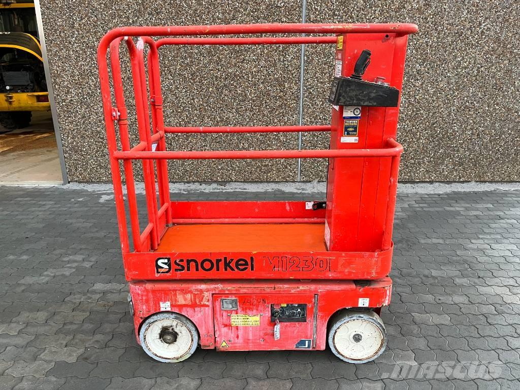 Snorkel TM 12 Вертикальные мачтовые подъемники