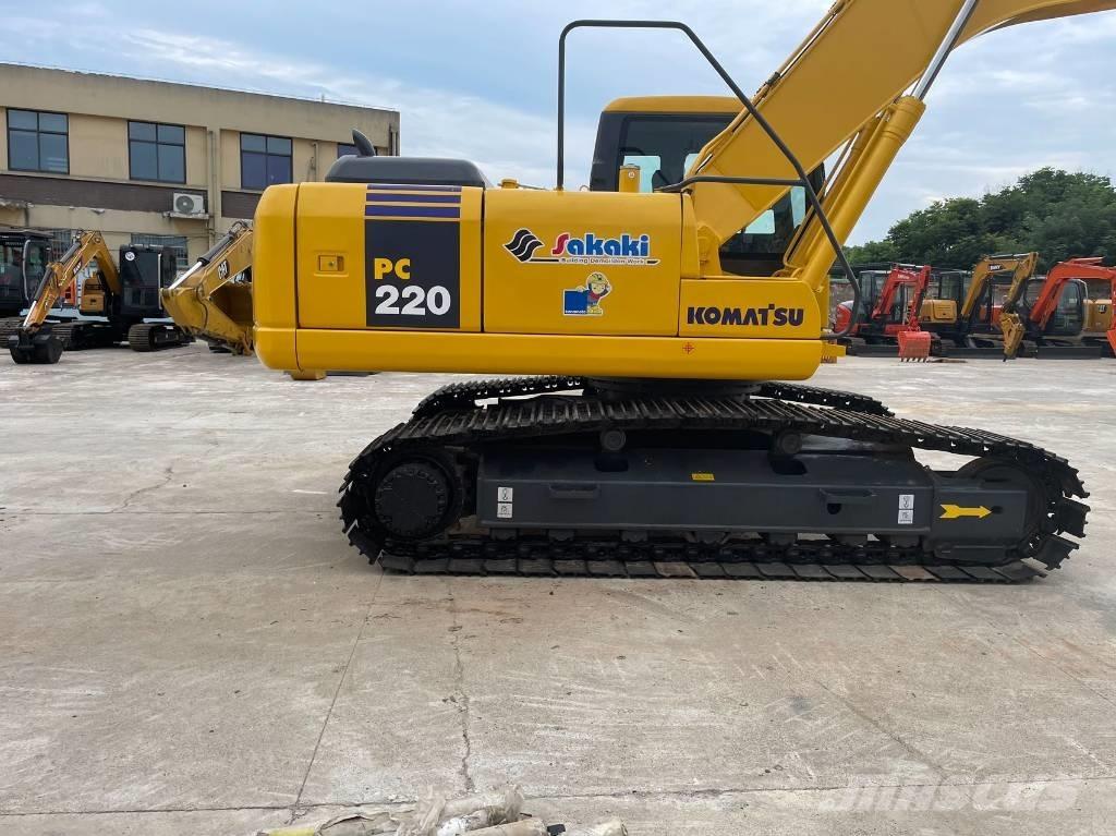 Komatsu pc220-7 Гусеничные экскаваторы