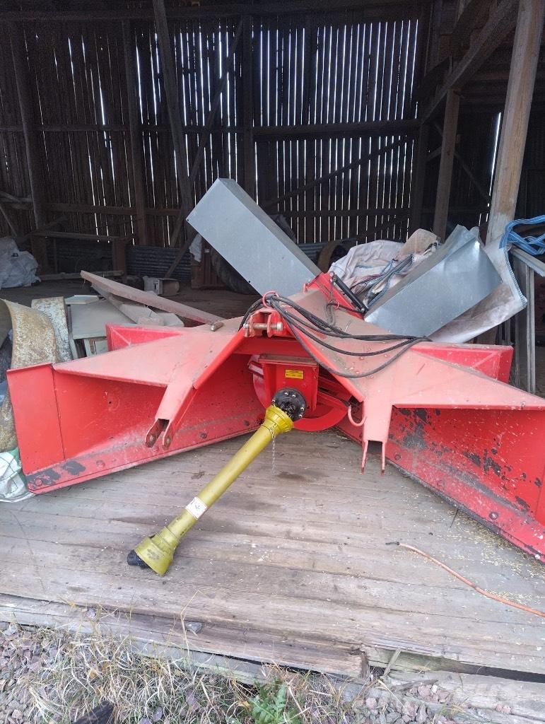 Esko 250 H Снегоуборщики