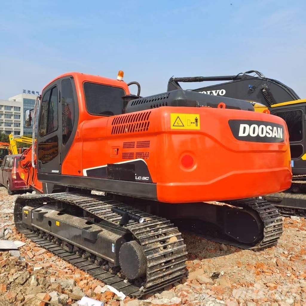 Doosan DX225LC-9C Гусеничные экскаваторы